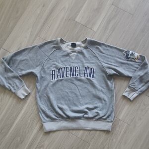 Harry Potter🪄 Ravenclaw Sweatshirt 🦅 Size L. 60% Cotton/ 40% Polyester